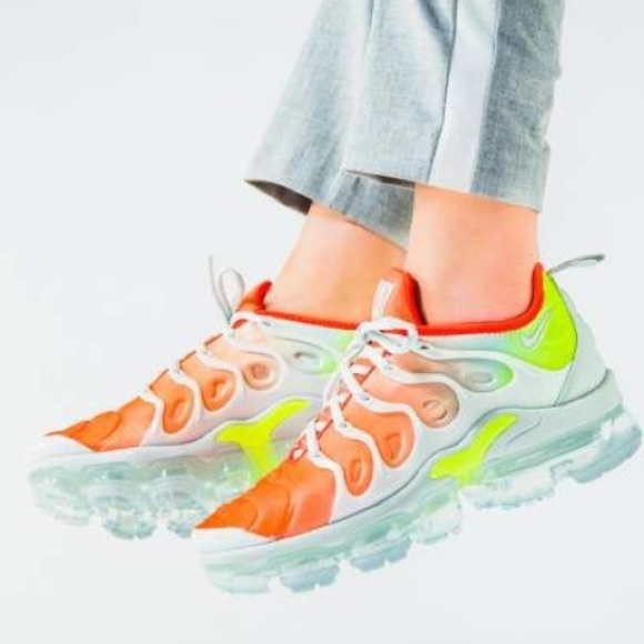 nike vapormax plus size 5